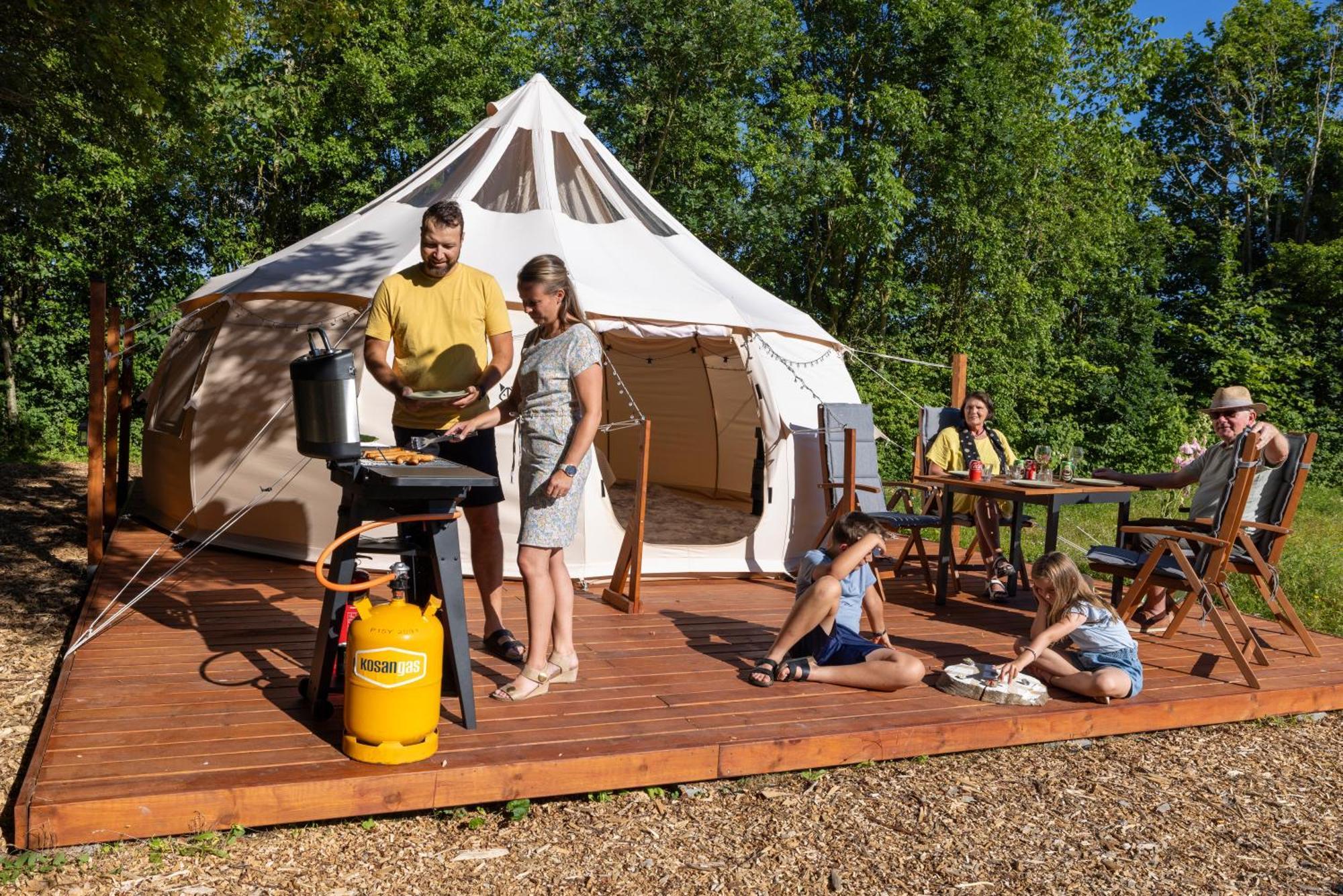 Holmegaard Vin Og Glamping Hotel Dannemare Eksteriør billede